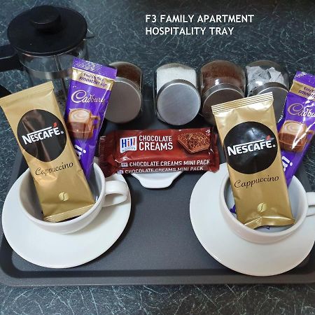 בארי F3 2 Bedroomed Town House - Free Parking - Super 150 Mbps Wifi Near Gavin N Stacey Film House - 1 Free Dog Allowed מראה חיצוני תמונה